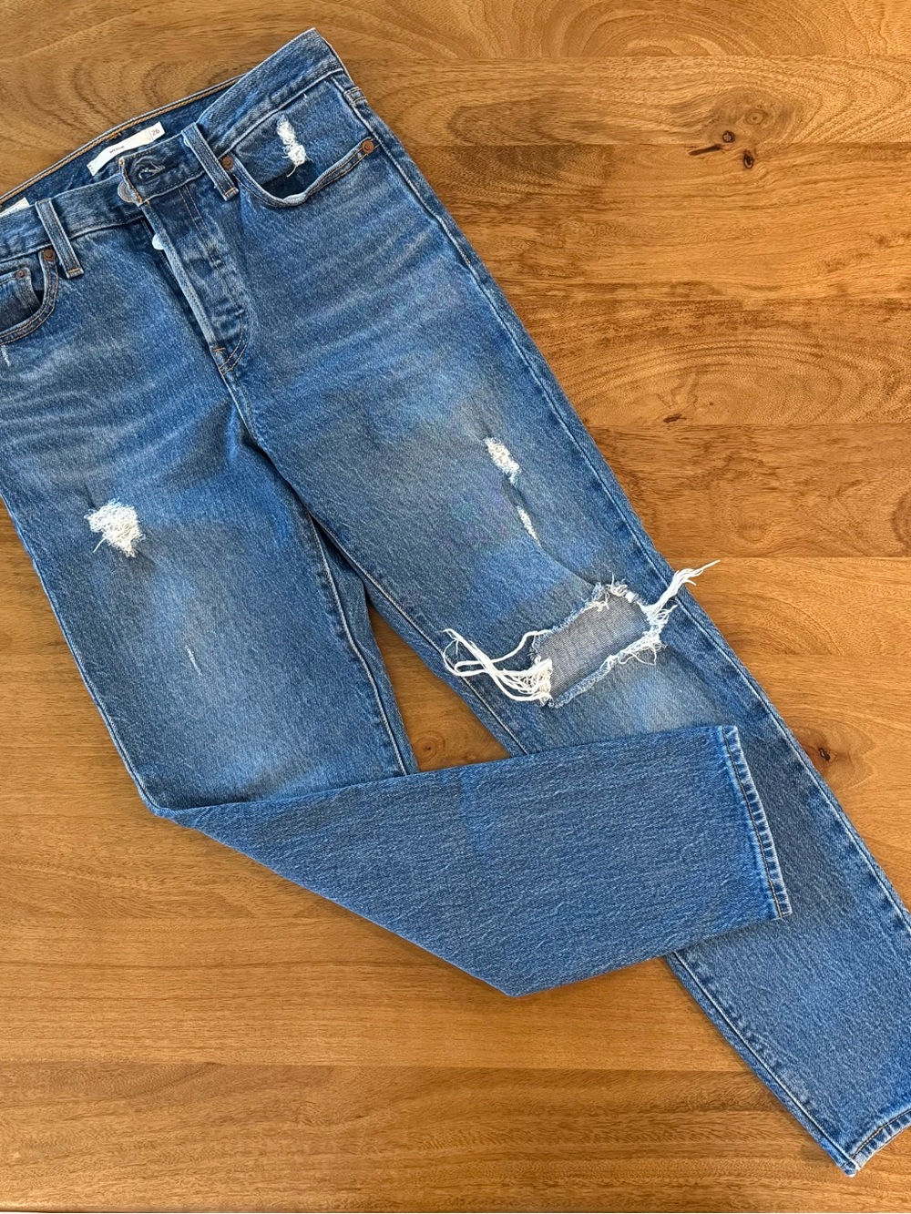 Levi's Wedgie Fit Straight-Leg Jeans in Medium Blue with Distressing